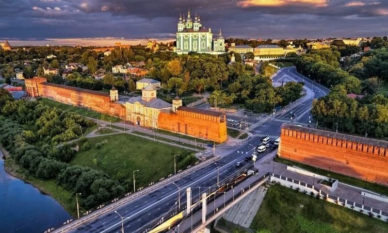 Перекресток в Смоленске: магазины с адресами, время работы